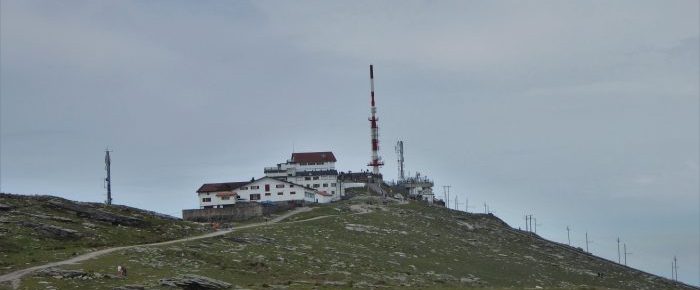 LA RHUNE à 905 mètres d’altitude, dans la province basque du Labourg en pays Basque.